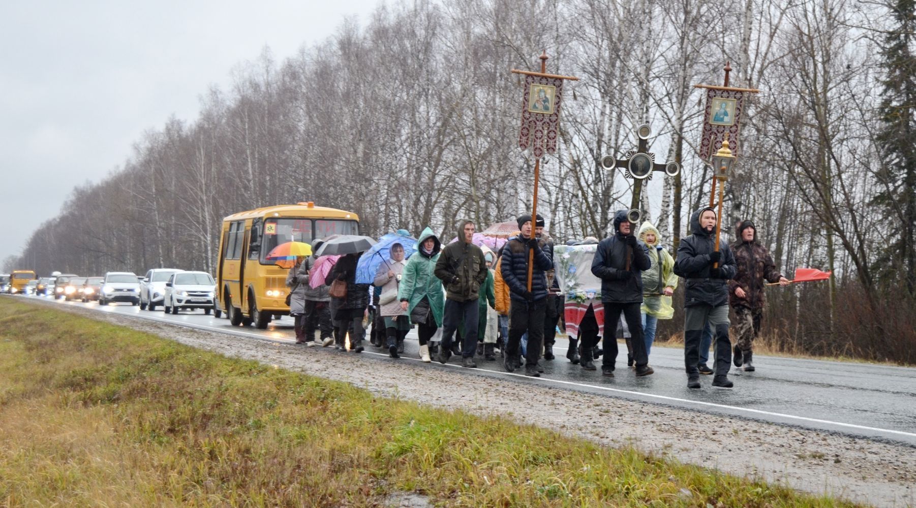 🆕 На праздник Казанской иконы Божией Матери в Оршанском районе прошел крестный ход